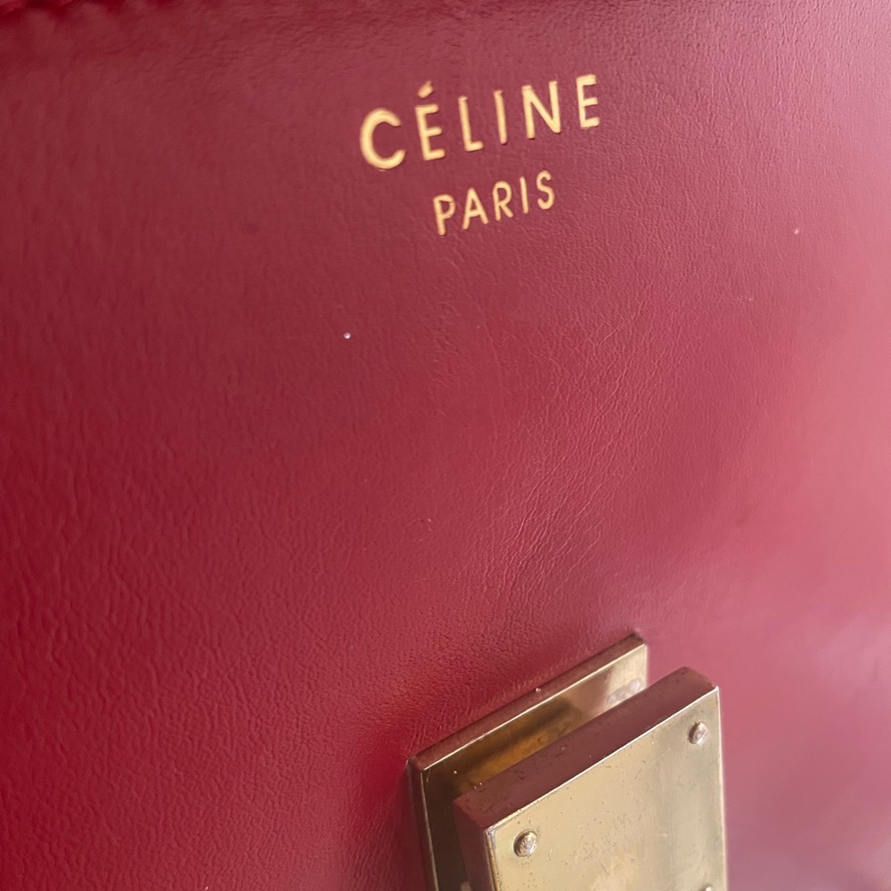Red Leather Crossbody Bag with Gold-Tone Lock - Picture 3 of 3